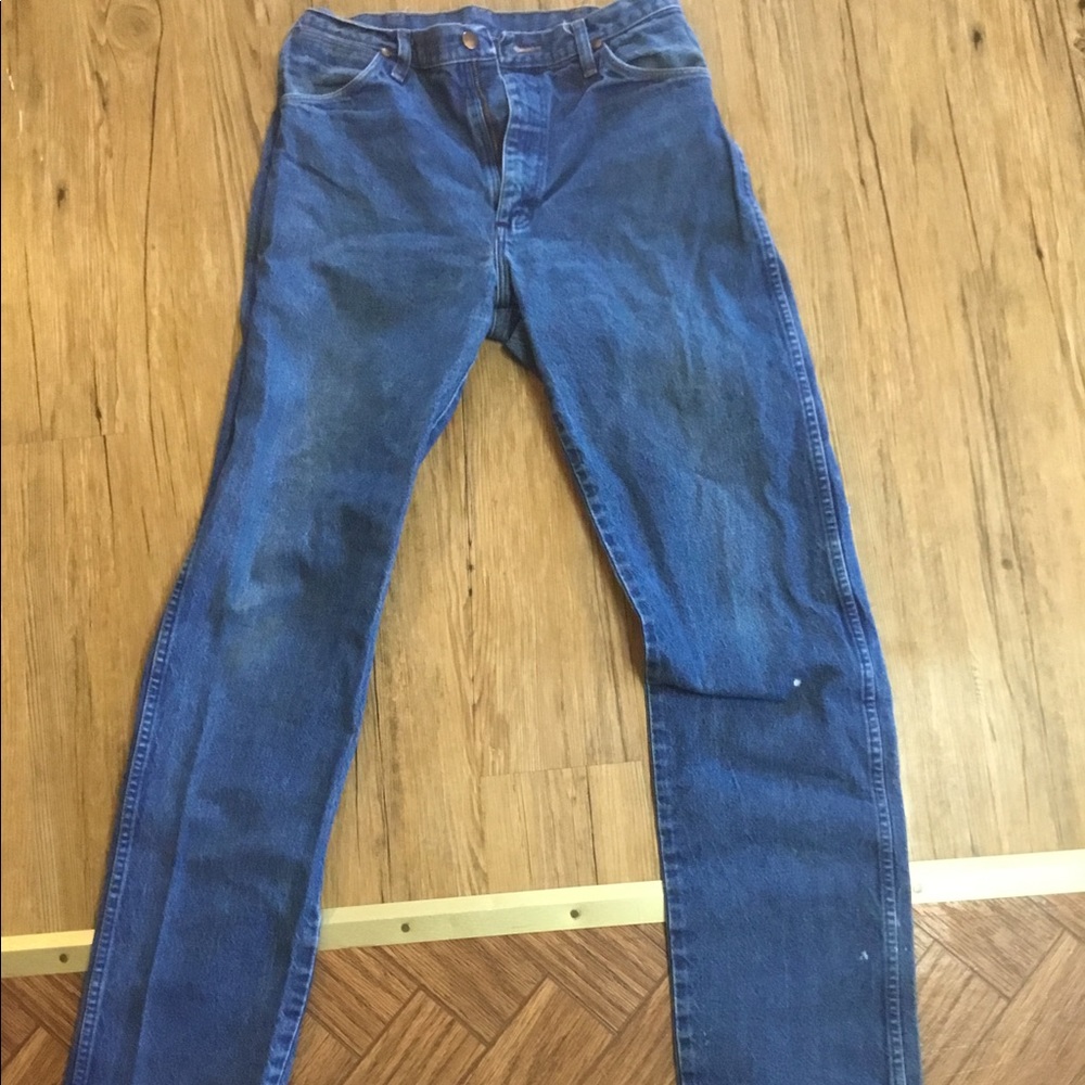 Men’s wrangler sz 32 WORK JEAN